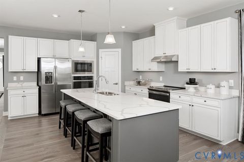 Tiny photo for 2 Southamptonshire Way, New Kent, VA 23124 (MLS # 2527943)