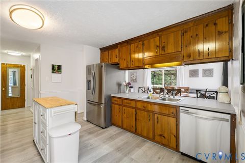 Tiny photo for 9013 Shewsbury Drive, New Kent, VA 23124 (MLS # 2526619)