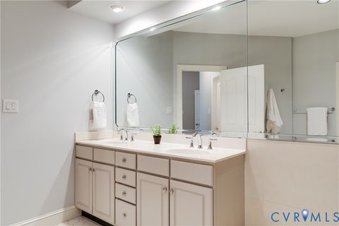 Tiny photo for 3207 Stony Point Road #C, Richmond, VA 23235 (MLS # 2600299)