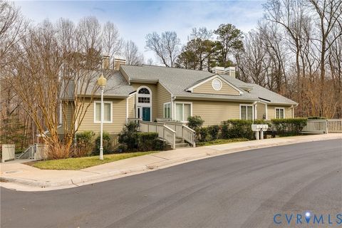 Photo of 3207 Stony Point Road #C, Richmond, VA 23235 (MLS # 2600299)