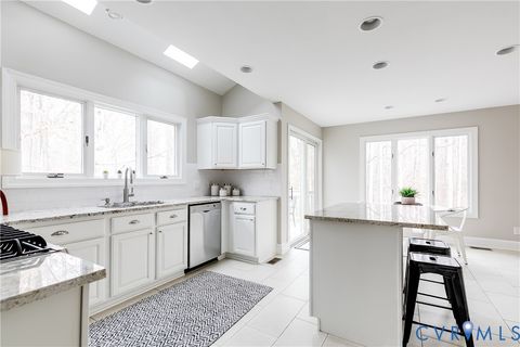 Tiny photo for 3207 Stony Point Road #C, Richmond, VA 23235 (MLS # 2600299)