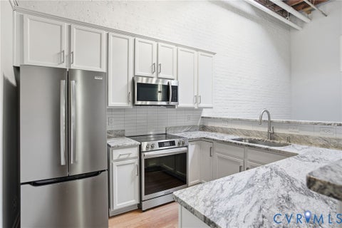 Tiny photo for 1716 Summit Avenue #25, Richmond, VA 23230 (MLS # 2627589)
