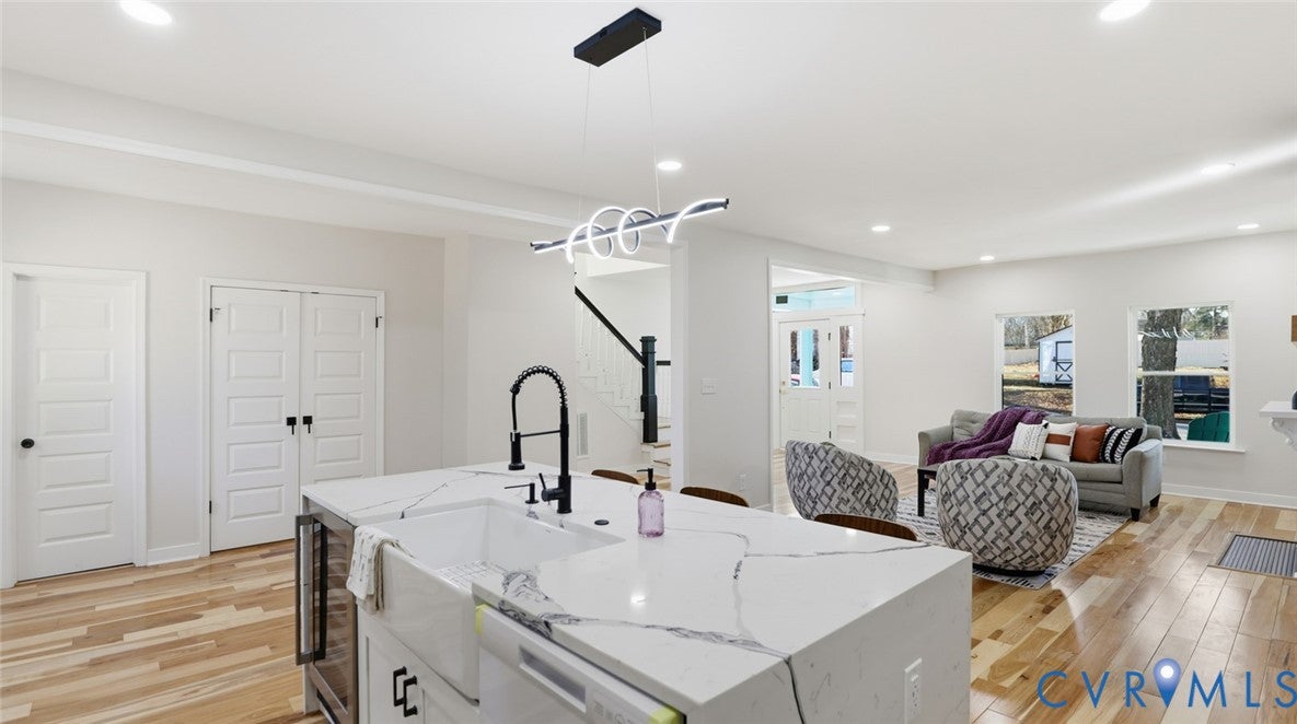 415 W 24th Street