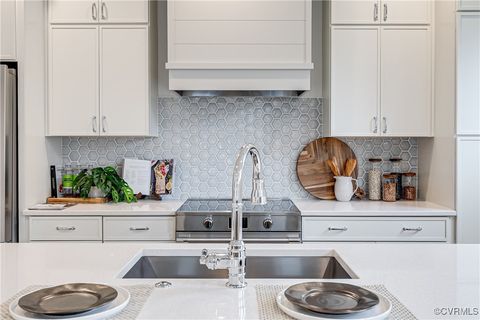 Tiny photo for 1827 W Cary Street #D, Richmond, VA 23220 (MLS # 2520842)
