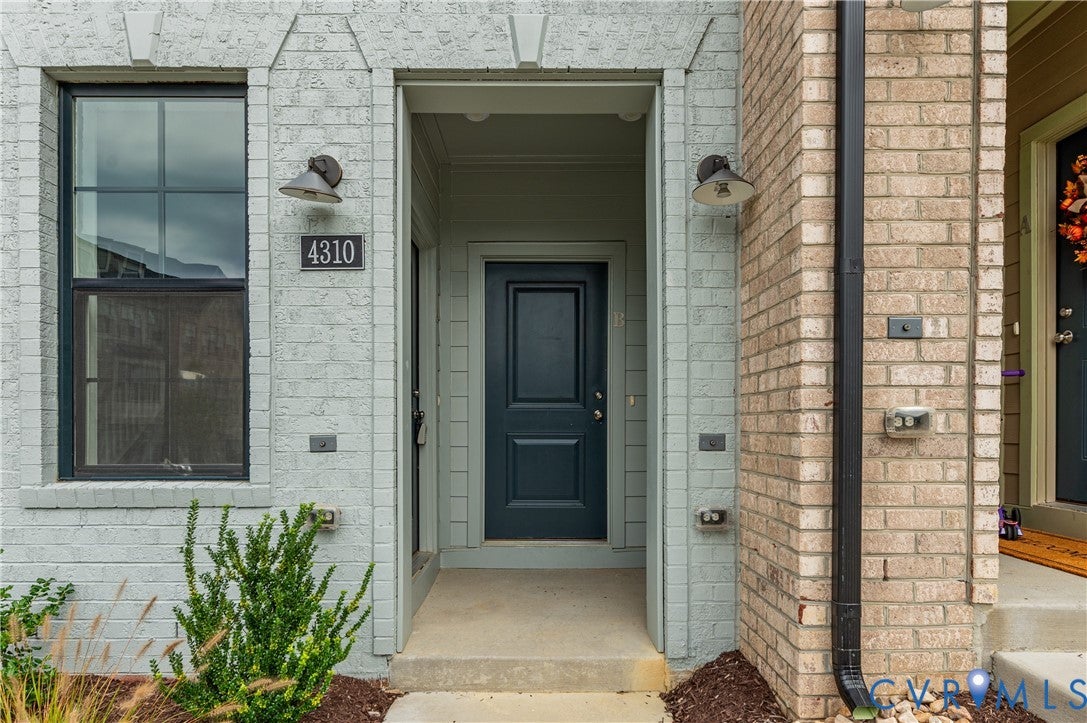 4310 Weaver Brook Road A