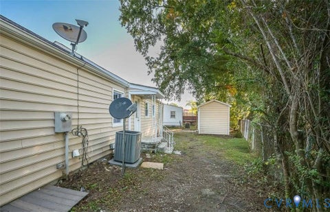 Tiny photo for 135 W Westover Avenue, Colonial Heights, VA 23834 (MLS # 2627306)