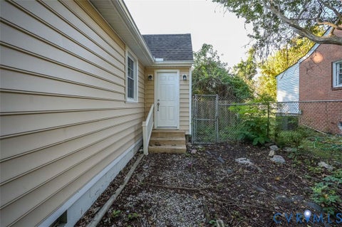 Tiny photo for 135 W Westover Avenue, Colonial Heights, VA 23834 (MLS # 2627306)