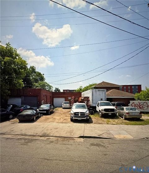 Tiny photo for 2215 N Lombardy Street, Richmond, VA 23220 (MLS # 2611281)