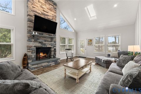 Tiny photo for 613 Doctors Point Rd Rd, Lottsburg, VA 22511 (MLS # 2600046)