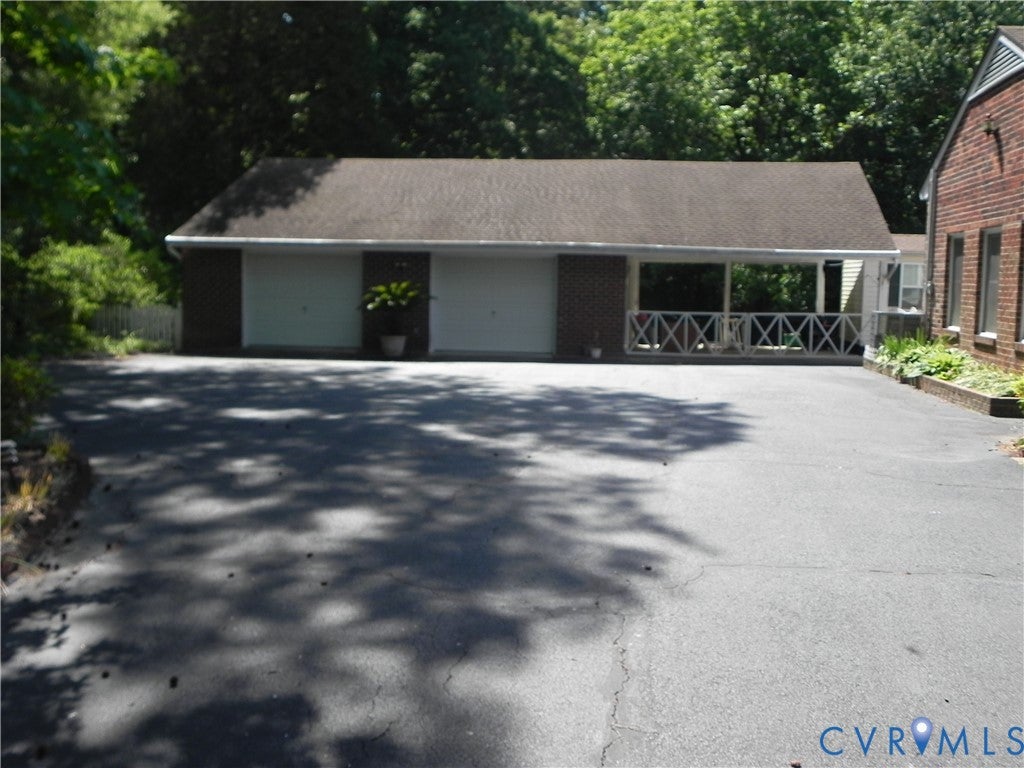 607 Dunkerry Lane