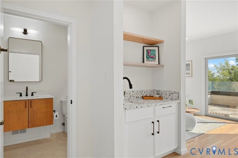 Tiny photo for 2325 Apple Alley, Richmond, VA 23220 (MLS # 2624007)