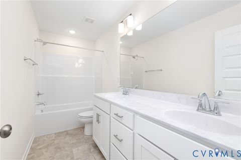 Tiny photo for 1910 Woodland Trail, Farmville, VA 23901 (MLS # 2529949)