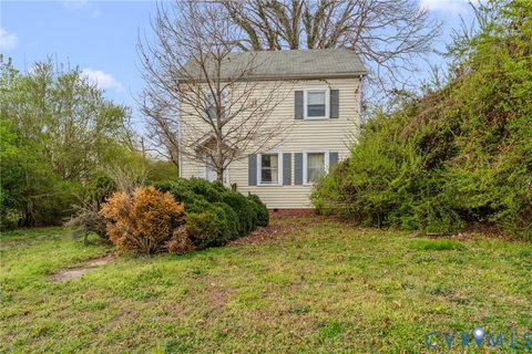 Photo of 419 18th Street, West Point, VA 23181 (MLS # 2607758)