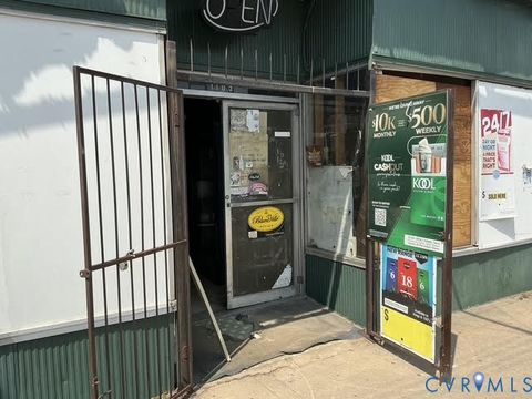 Tiny photo for 1105 W Washington Street, Petersburg, VA 23803 (MLS # 2610811)