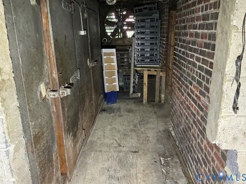 Tiny photo for 1105 W Washington Street, Petersburg, VA 23803 (MLS # 2610811)