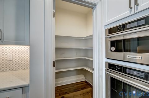 Tiny photo for 12440 N Crossing Drive, Richmond, VA 23103 (MLS # 2610154)