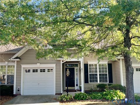 Photo of 8811 Providence Knoll Mews, Chesterfield, VA 23236 (MLS # 2525835)