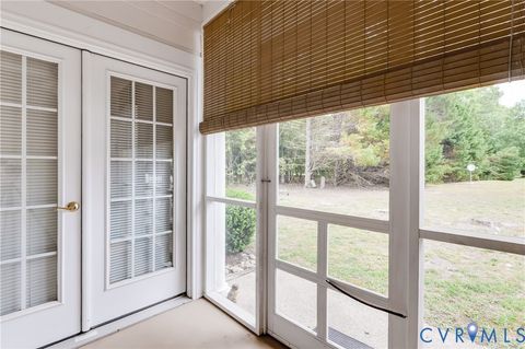 Tiny photo for 20 Bay Court, Kilmarnock, VA 22482 (MLS # 2613123)