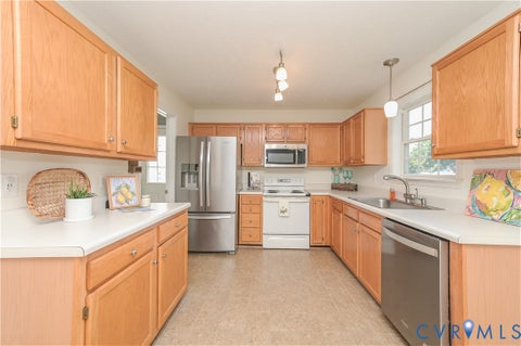 Tiny photo for 7869 Silktree Place, Mechanicsville, VA 23111 (MLS # 2624510)