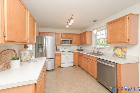 Tiny photo for 7869 Silktree Place, Mechanicsville, VA 23111 (MLS # 2624510)