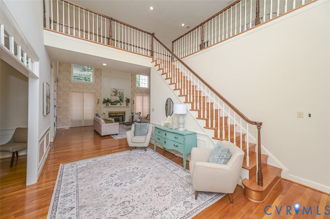 2825 Oak Point Lane