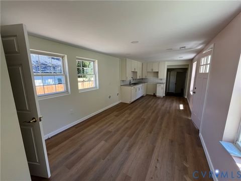 Tiny photo for 601 Cameron Street, Petersburg, VA 23803 (MLS # 2617337)