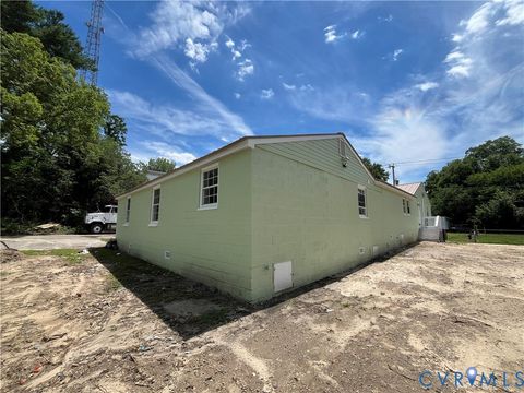 Tiny photo for 601 Cameron Street, Petersburg, VA 23803 (MLS # 2617337)