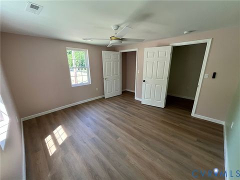 Tiny photo for 601 Cameron Street, Petersburg, VA 23803 (MLS # 2617337)