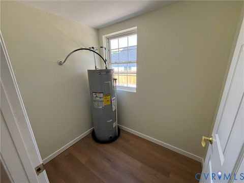 Tiny photo for 601 Cameron Street, Petersburg, VA 23803 (MLS # 2617337)