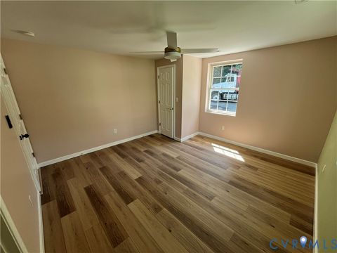 Tiny photo for 601 Cameron Street, Petersburg, VA 23803 (MLS # 2617337)