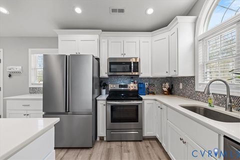 Tiny photo for 600 Highland Avenue, Hopewell, VA 23860 (MLS # 2607368)