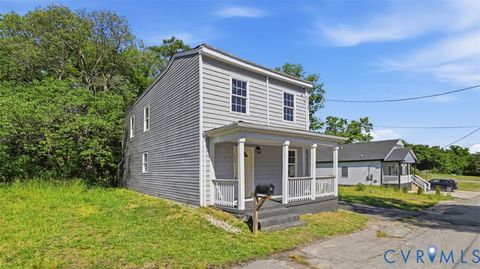 Tiny photo for 620 Gressett Street, Petersburg, VA 23803 (MLS # 2612958)