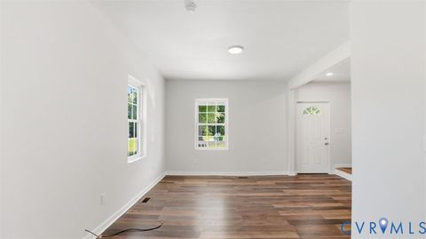 Tiny photo for 620 Gressett Street, Petersburg, VA 23803 (MLS # 2612958)