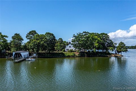 A home in Reedville