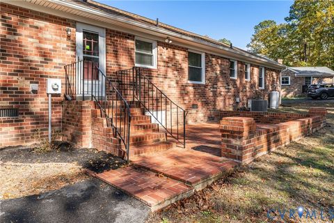 Tiny photo for 4803 E Gurney Court, Chesterfield, VA 23237 (MLS # 2530329)