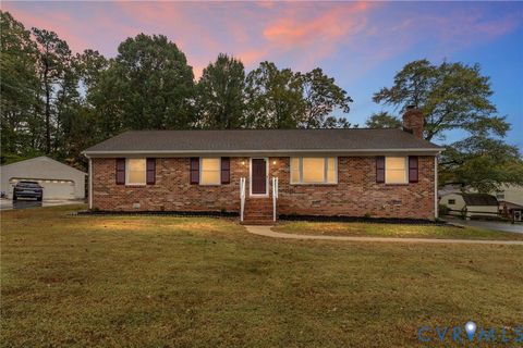 Tiny photo for 4803 E Gurney Court, Chesterfield, VA 23237 (MLS # 2530329)