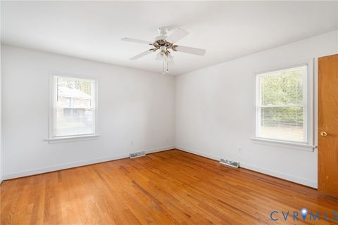 Tiny photo for 4803 E Gurney Court, Chesterfield, VA 23237 (MLS # 2530329)