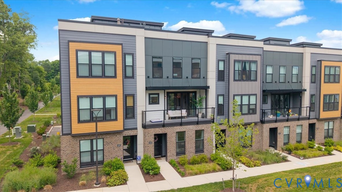 4346 Dominion Forest Circle