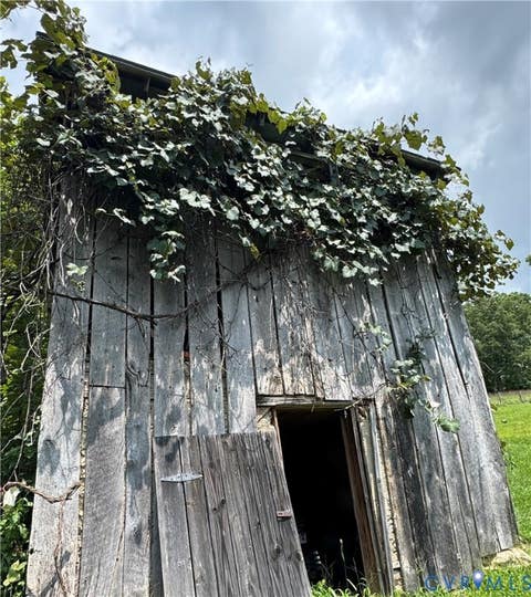Tiny photo for 17 River Bend Road, Mouth of Wilson, VA 24363 (MLS # 2622669)