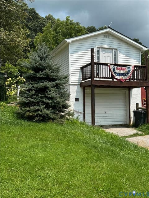Tiny photo for 17 River Bend Road, Mouth of Wilson, VA 24363 (MLS # 2622669)