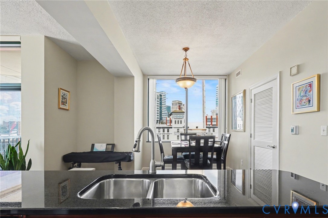 1101 Haxall Point U401