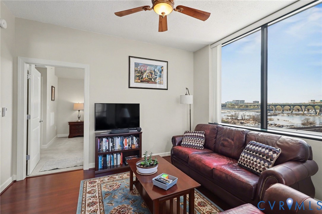 1101 Haxall Point U401