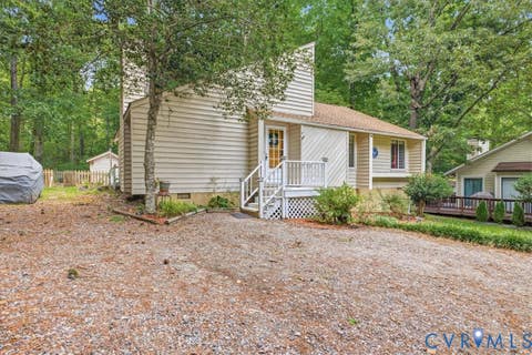 Tiny photo for 14206 Broad Oaks Court, Midlothian, VA 23112 (MLS # 2620760)