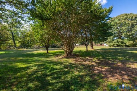 Tiny photo for 4100 Lee Boulevard, Dinwiddie, VA 23803 (MLS # 2612778)