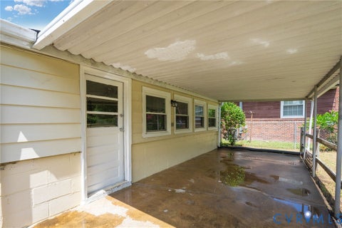 Tiny photo for 750 Hampton Road, Petersburg, VA 23805 (MLS # 2621577)