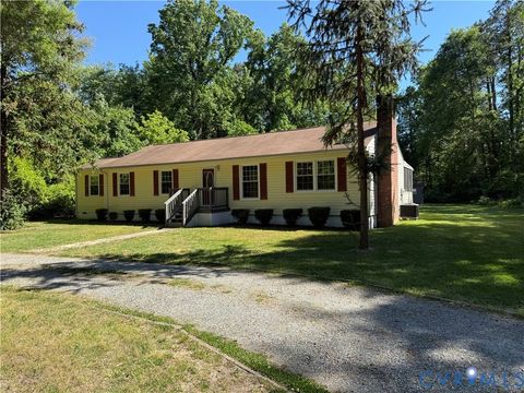 Photo of 16378 Dawn Boulevard, Hanover, VA 23069 (MLS # 2611747)