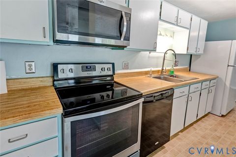 Tiny photo for 8416 Oconnor Court #910, Henrico, VA 23228 (MLS # 2611116)