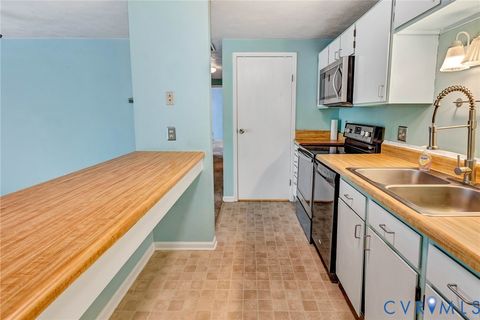 Tiny photo for 8416 Oconnor Court #910, Henrico, VA 23228 (MLS # 2611116)