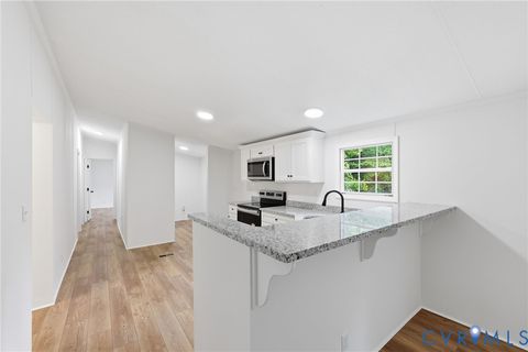 Tiny photo for 480 Coles Creek Lane, Arvonia, VA 23123 (MLS # 2614055)