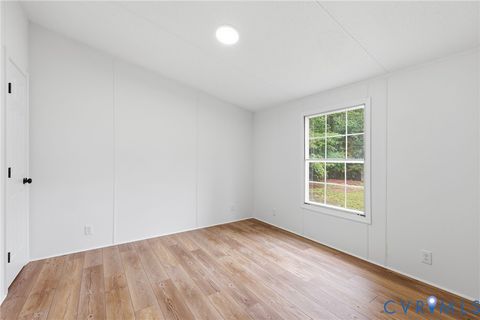 Tiny photo for 480 Coles Creek Lane, Arvonia, VA 23123 (MLS # 2614055)